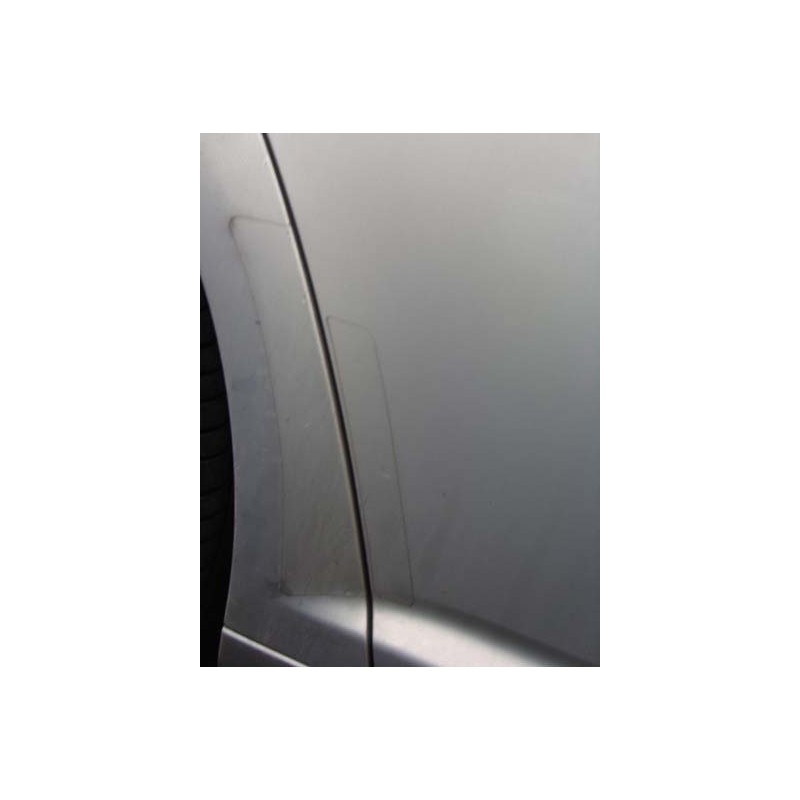 Toyota Avesis II Naklejki/folie ochronne na błotnik i drzwi tył